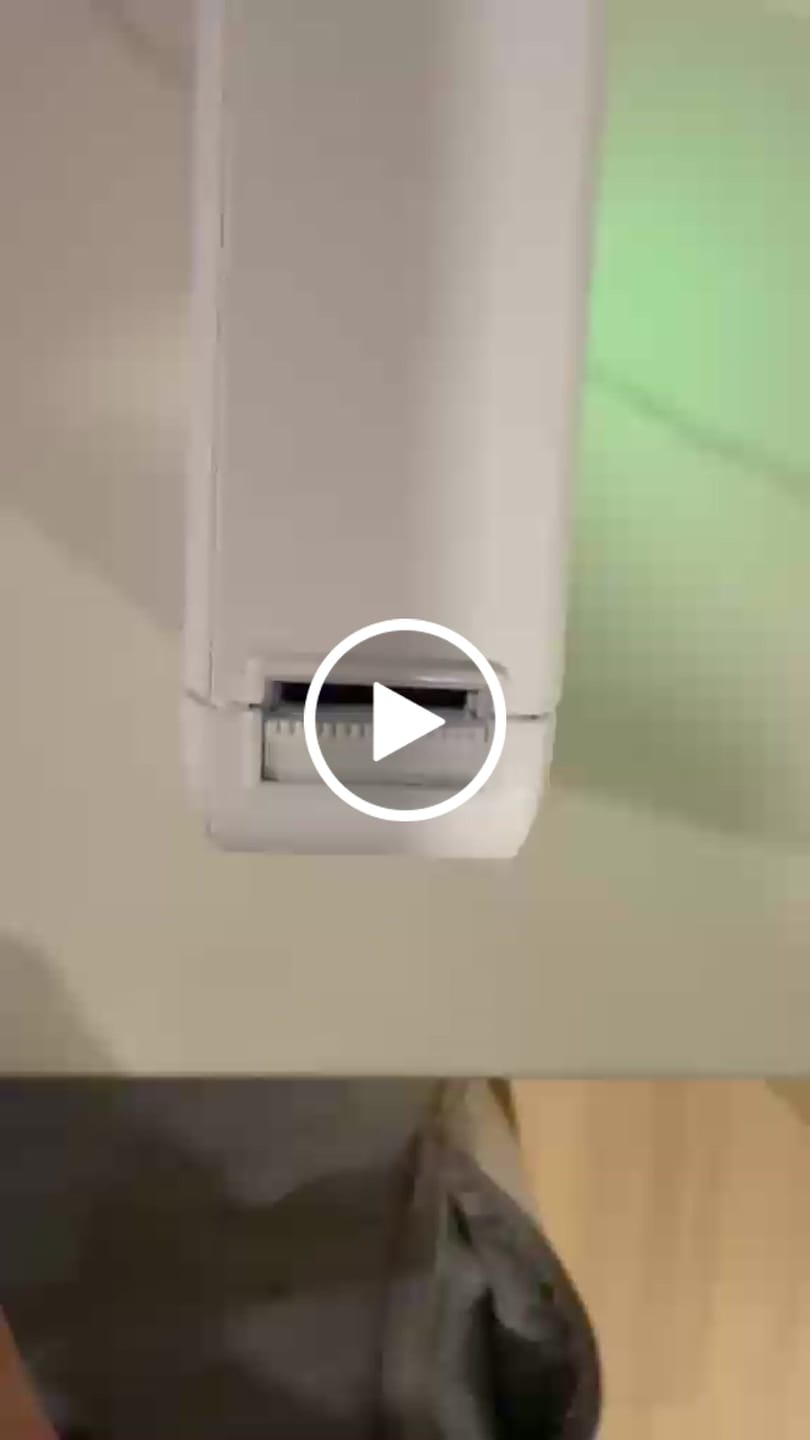 Customer video review of NIIMBOT D110 Upgraded Thermal Switch Mini Label Maker Bluetooth for Office Home School