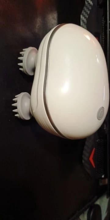 Customer photo review of Electric Hair & Scalp Massager