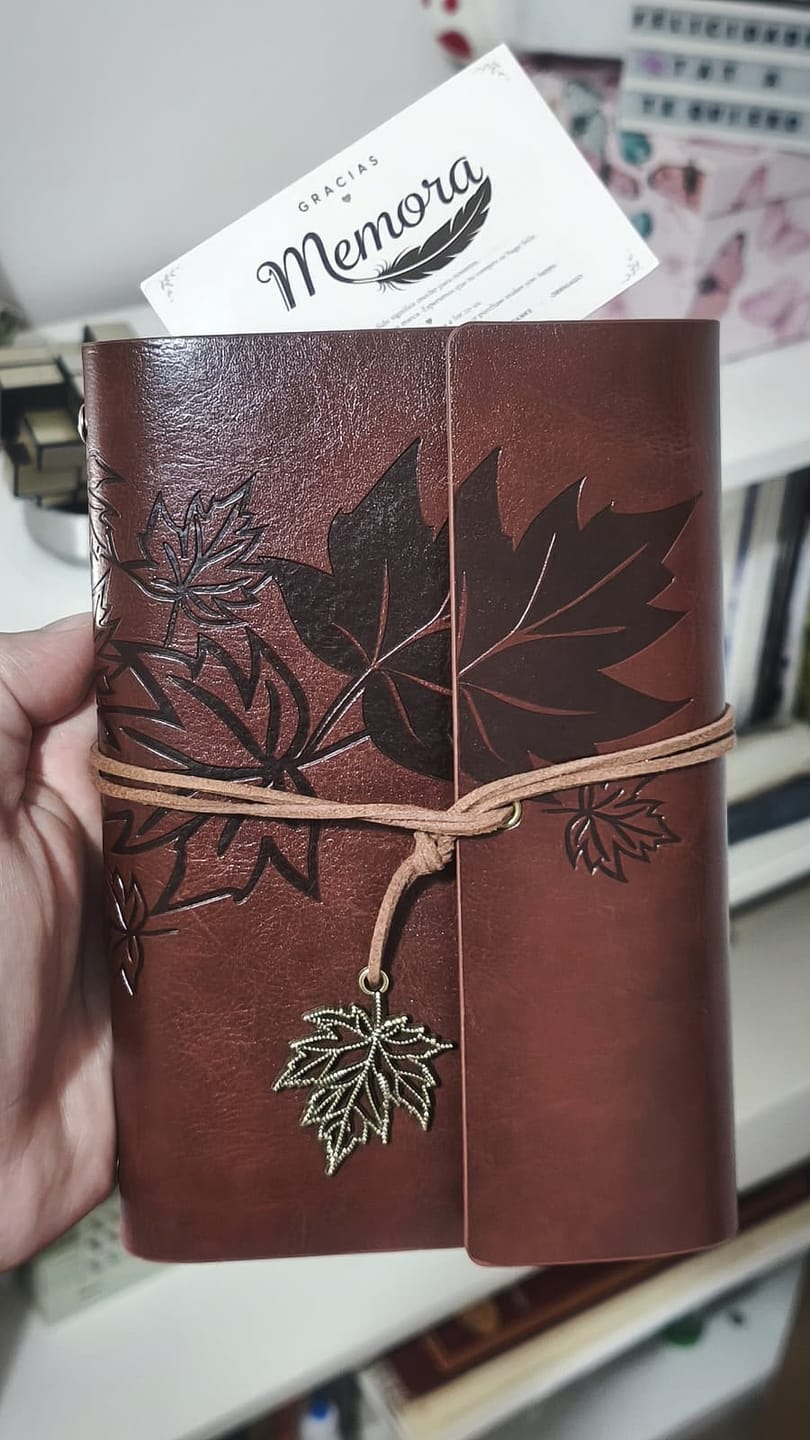 Customer photo review of Notebook Vintage 📜✒️