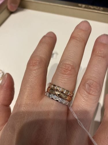 Customer photo review of CRUSH MINI CLASSIC RING