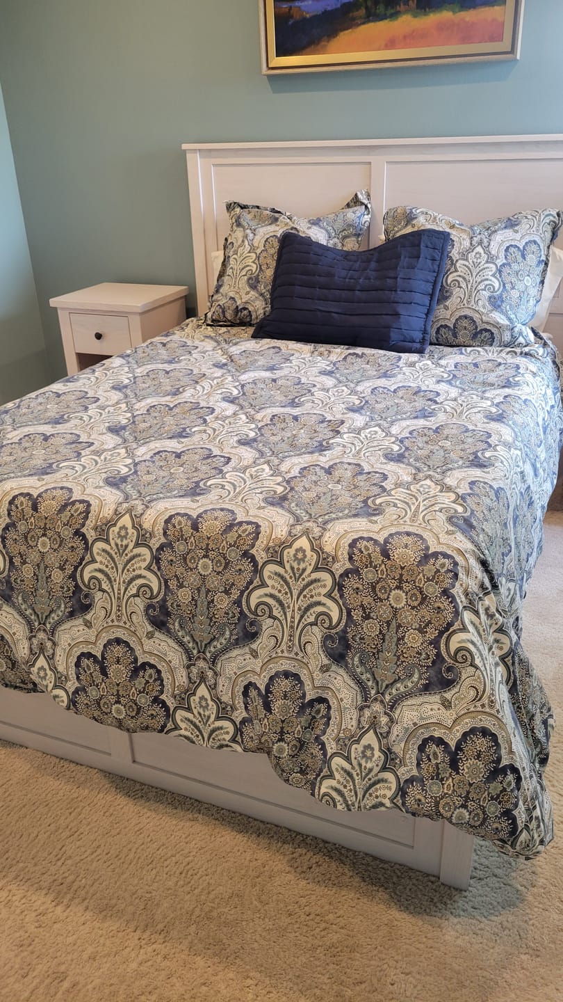Customer photo review of Wool Comforter