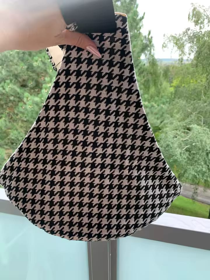 Customer photo review of Huggable Co. - Hip Carrier
