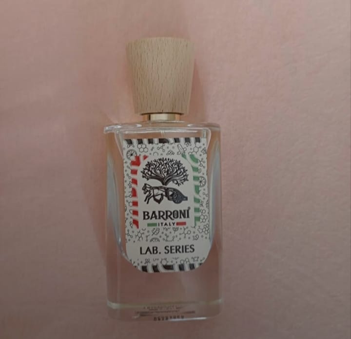 Customer photo review of VANILLA POWDER