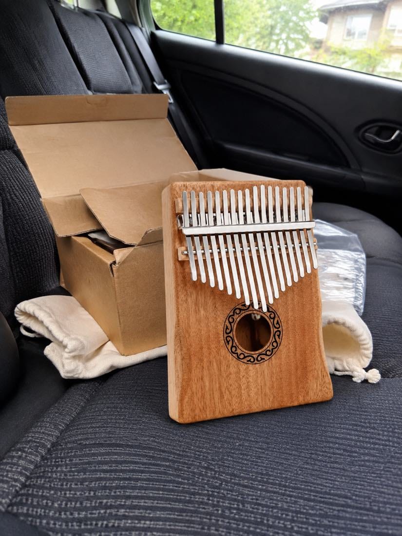 Customer photo review of Kalimba 17 Tasten - Mahagoni, für Meditation