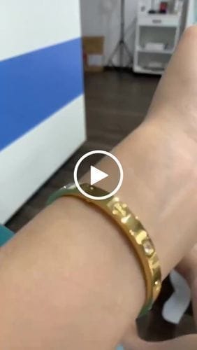 Customer photo review of LOVE BRACELET 6.1MM 4 DIAMONDS