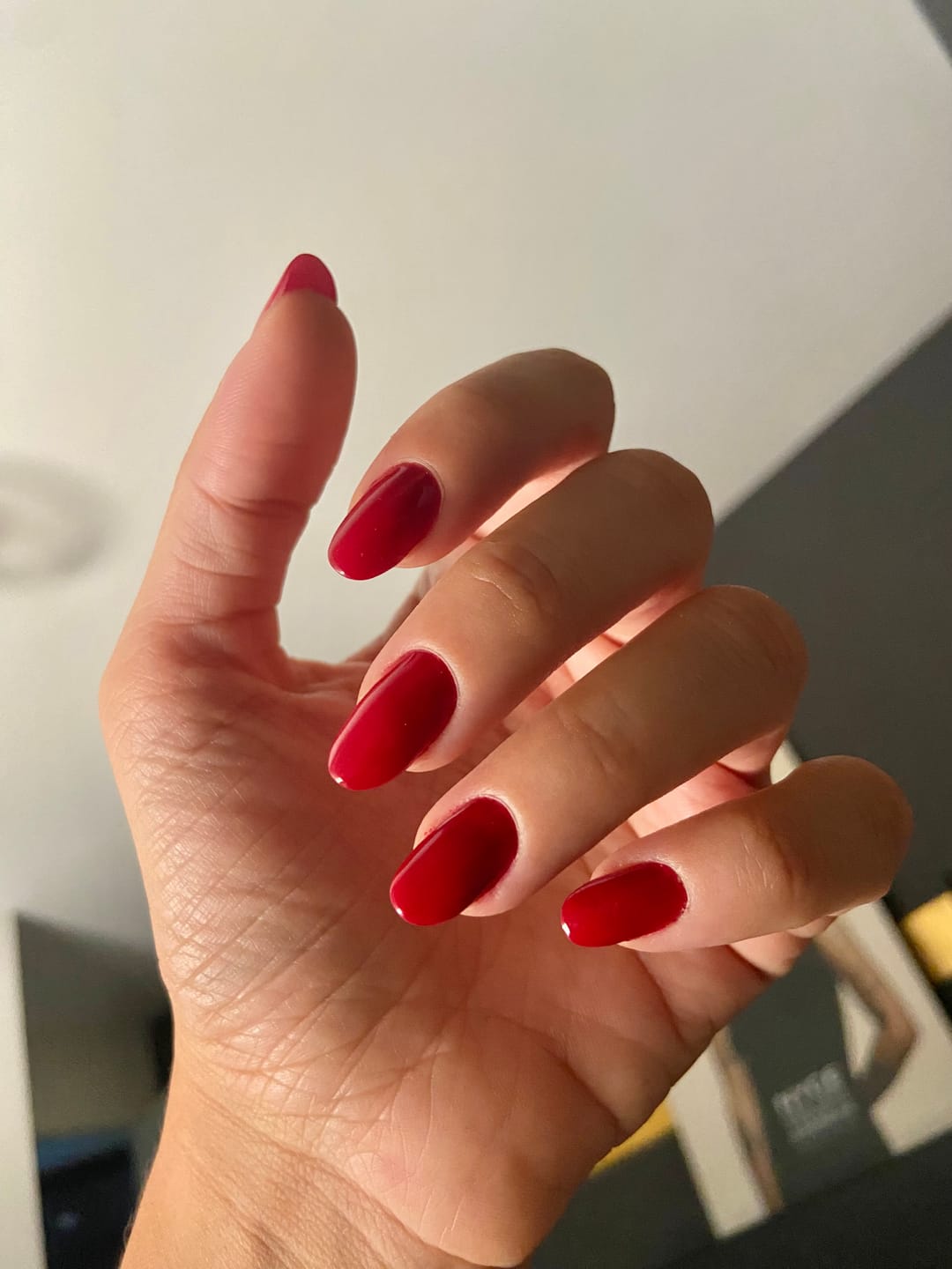 Customer photo review of Smalto Semipermanente LCI -  Rosso Chanel Dark