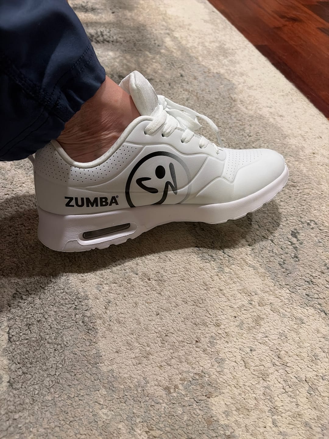 Customer photo review of Zumba Air Impress - White/Black