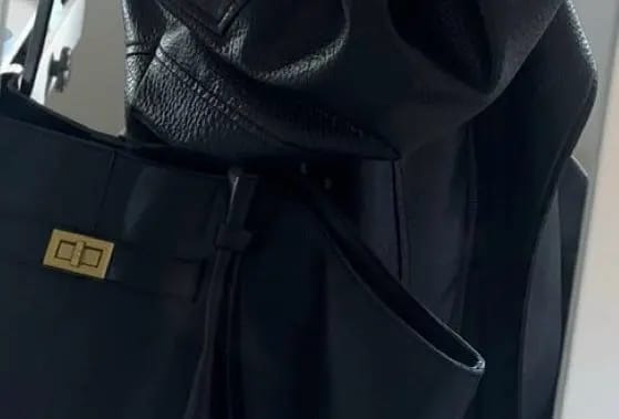 Customer photo review of KATALEÏA - Sac à Main de Cours en Cuir Élégant Grande Capacité