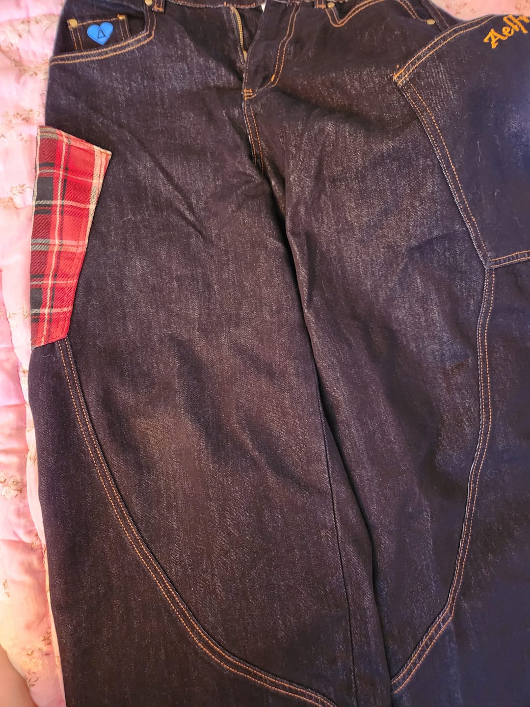 Customer photo review of Aelfric Eden BAGGY BARREL Jeans