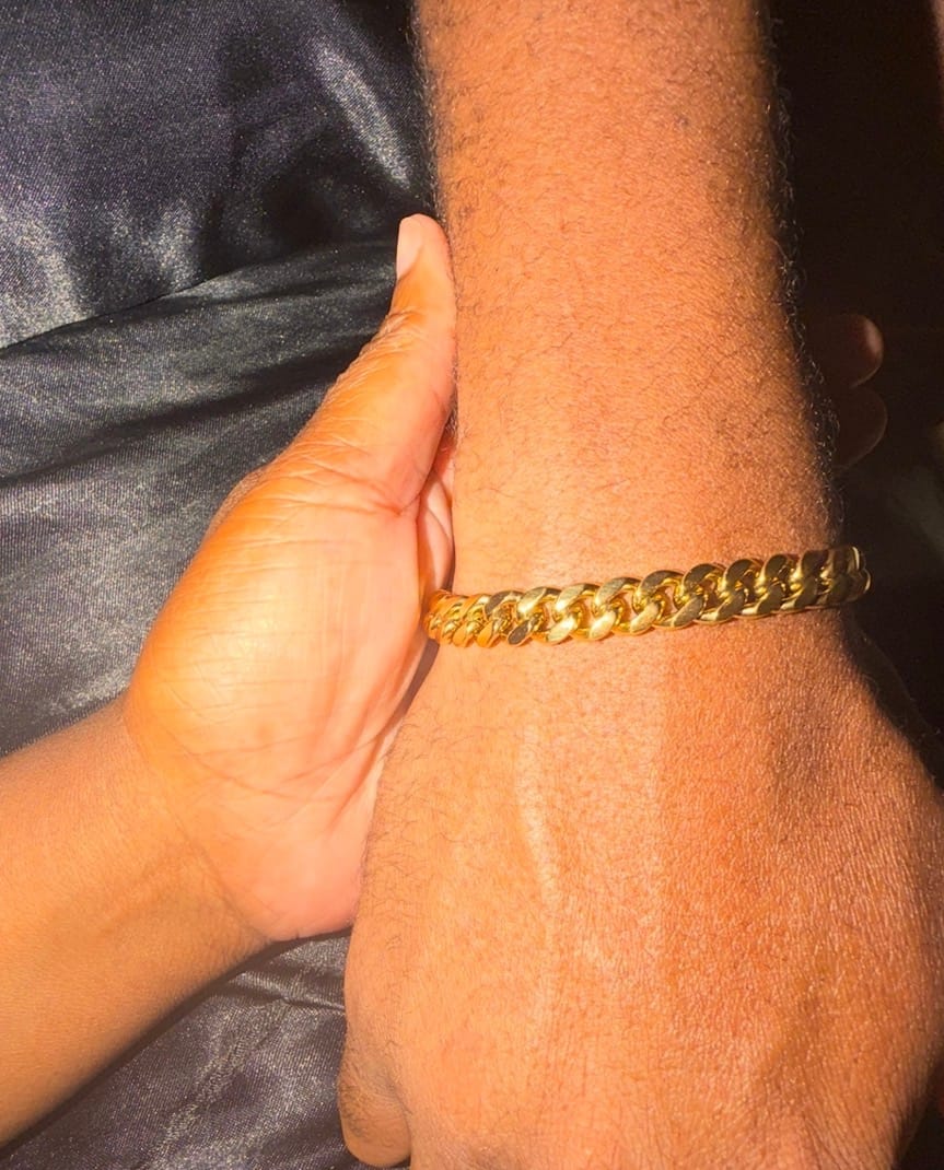 Customer photo review of Mens Cuban Link Bracelet - 8mm