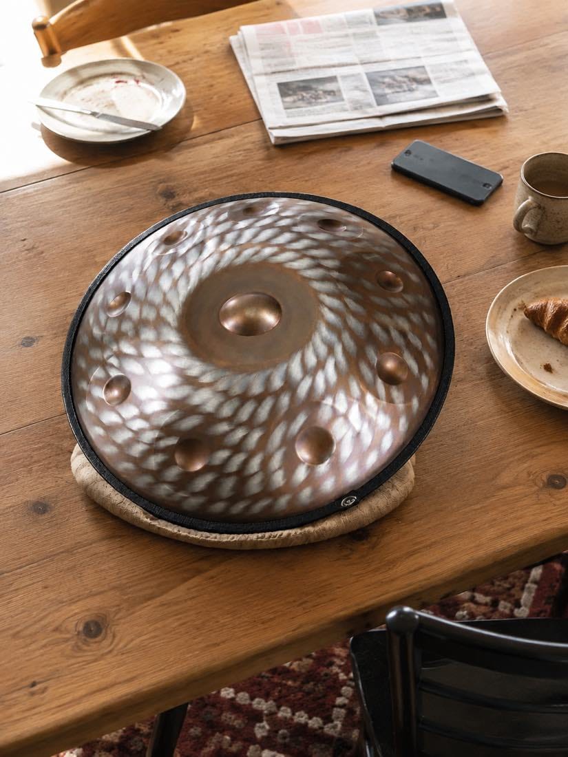Customer photo review of Handpan Kurd D-Moll 10 Noten - Ember Steel Edition