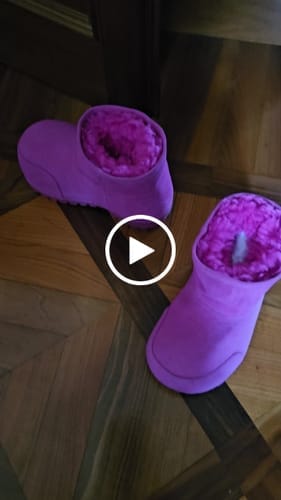 Customer photo review of ALASKA BOOTIE IN DEEP PINK SUEDE AND WOOL LINING