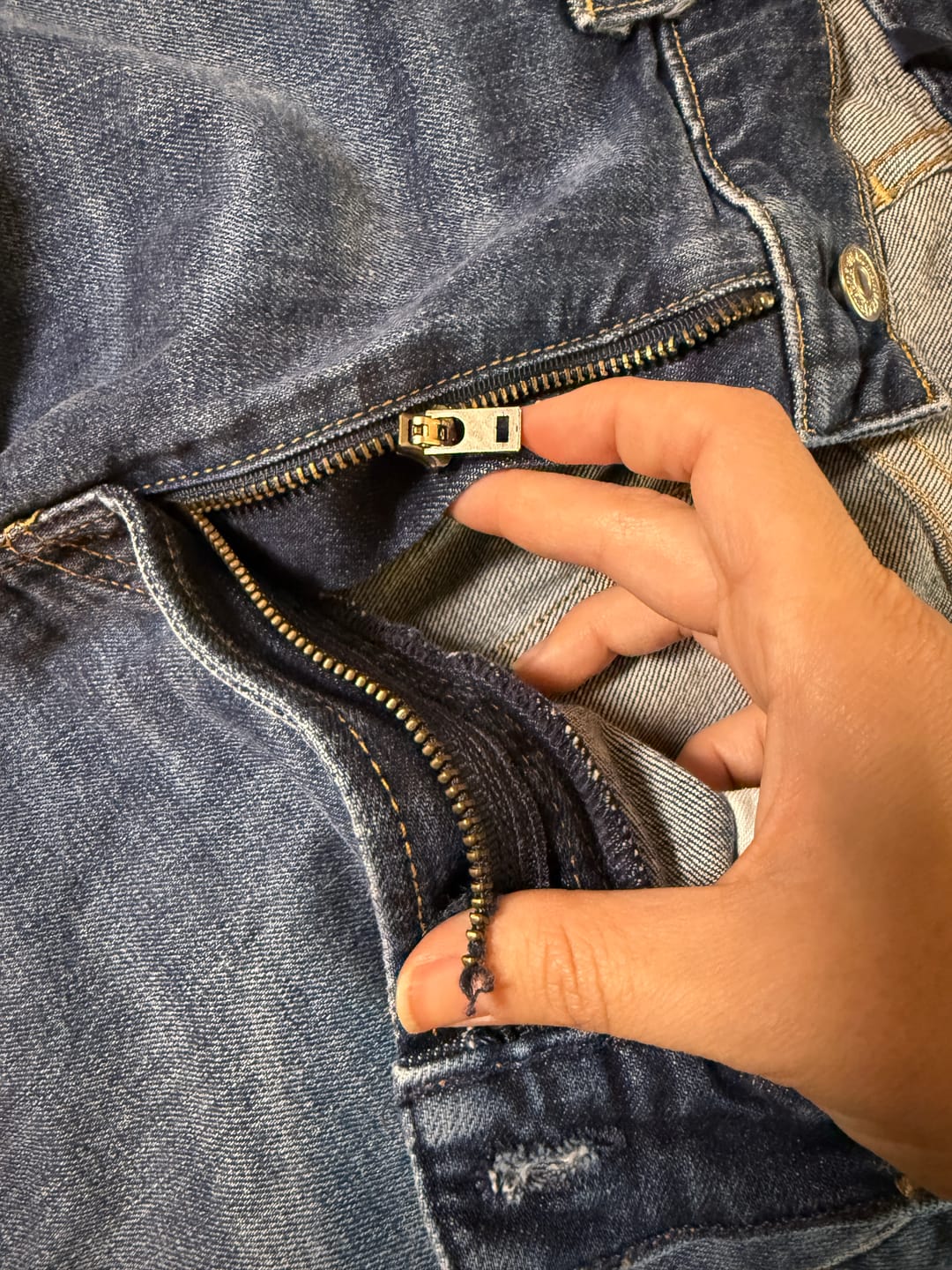 Customer photo review of Designer Denim RE/GEN Lot (10 pcs)