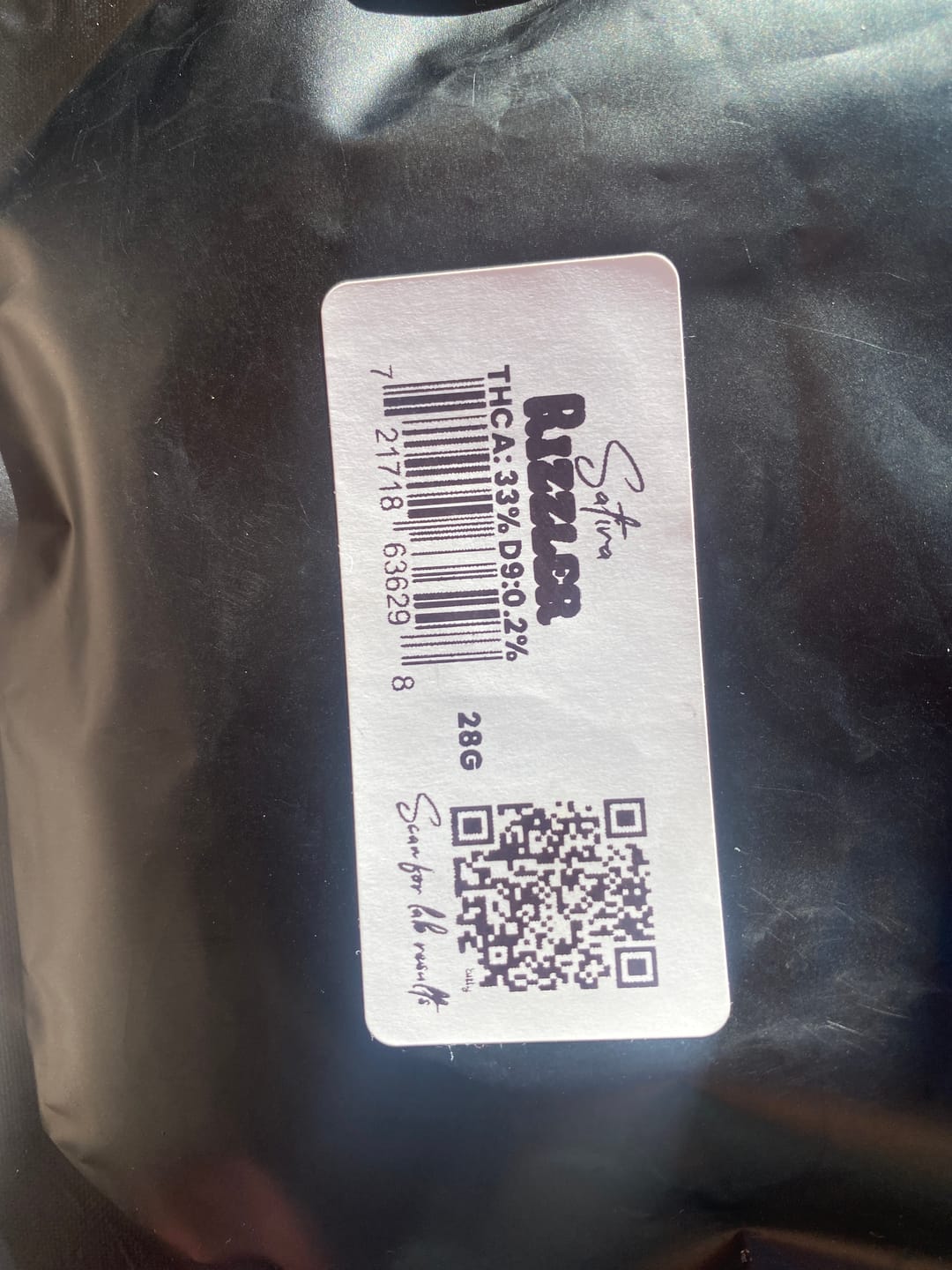 Customer photo review of Rizzler - Sativa - Everyday Fix THCA Flower