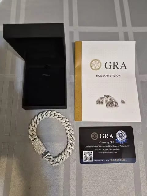 Customer photo review of 14MM Mosaic Setting Moissanite Diamond Cuban Link Bracelet