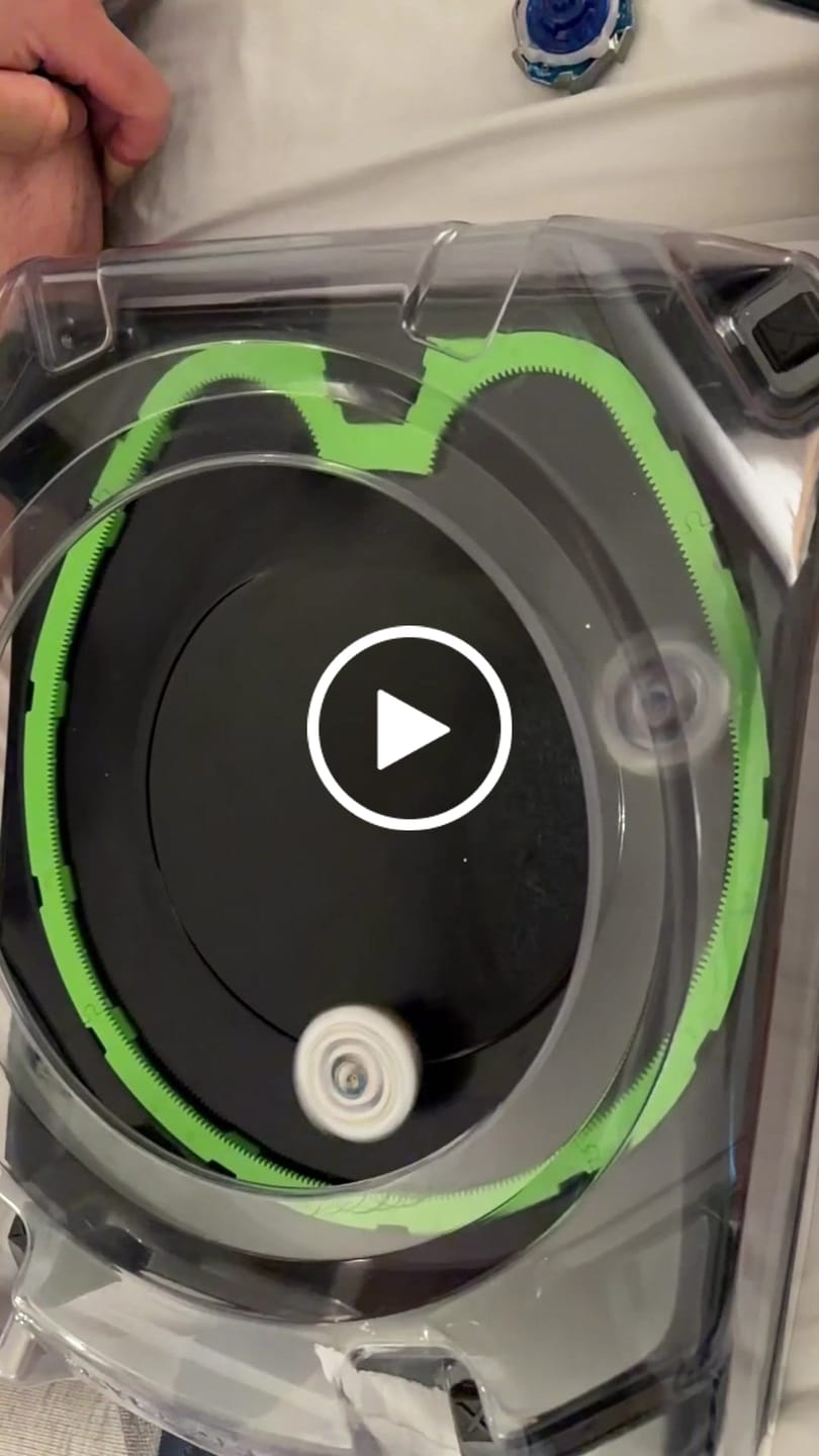 Customer video review of [Pre-Order] Takara Tomy Beyblade X UX-20 Starter Glory Valkyrie LF
