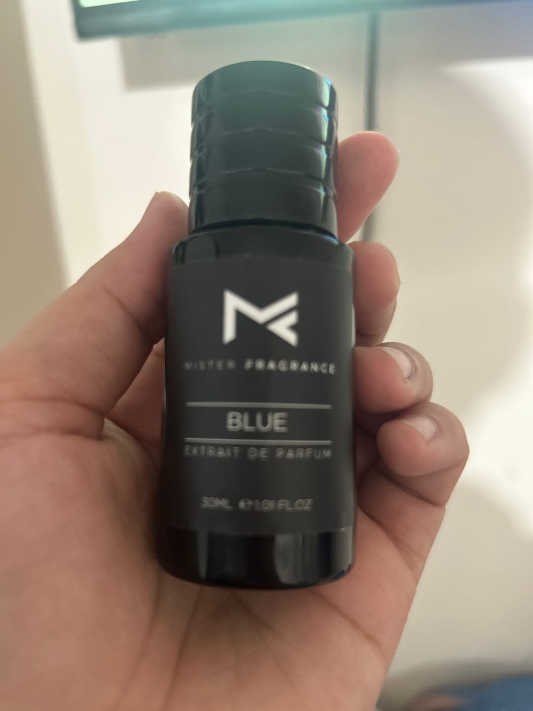 Customer photo review of Blue