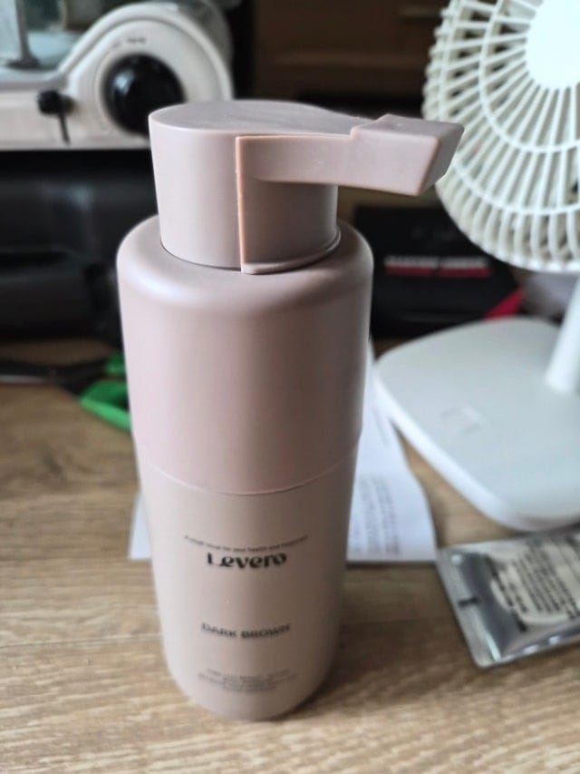 Customer photo review of Levero Coloring Shampoo — PPD-Free Grey Coverage 300ml