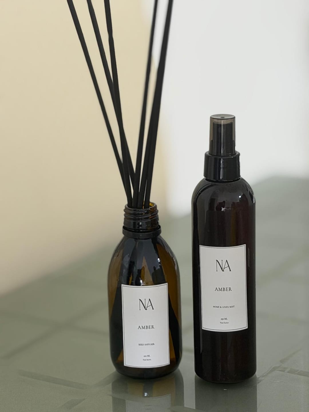 Customer photo review of מארז ניחוחות לבית | מפיץ מקלות + בושם לבית
