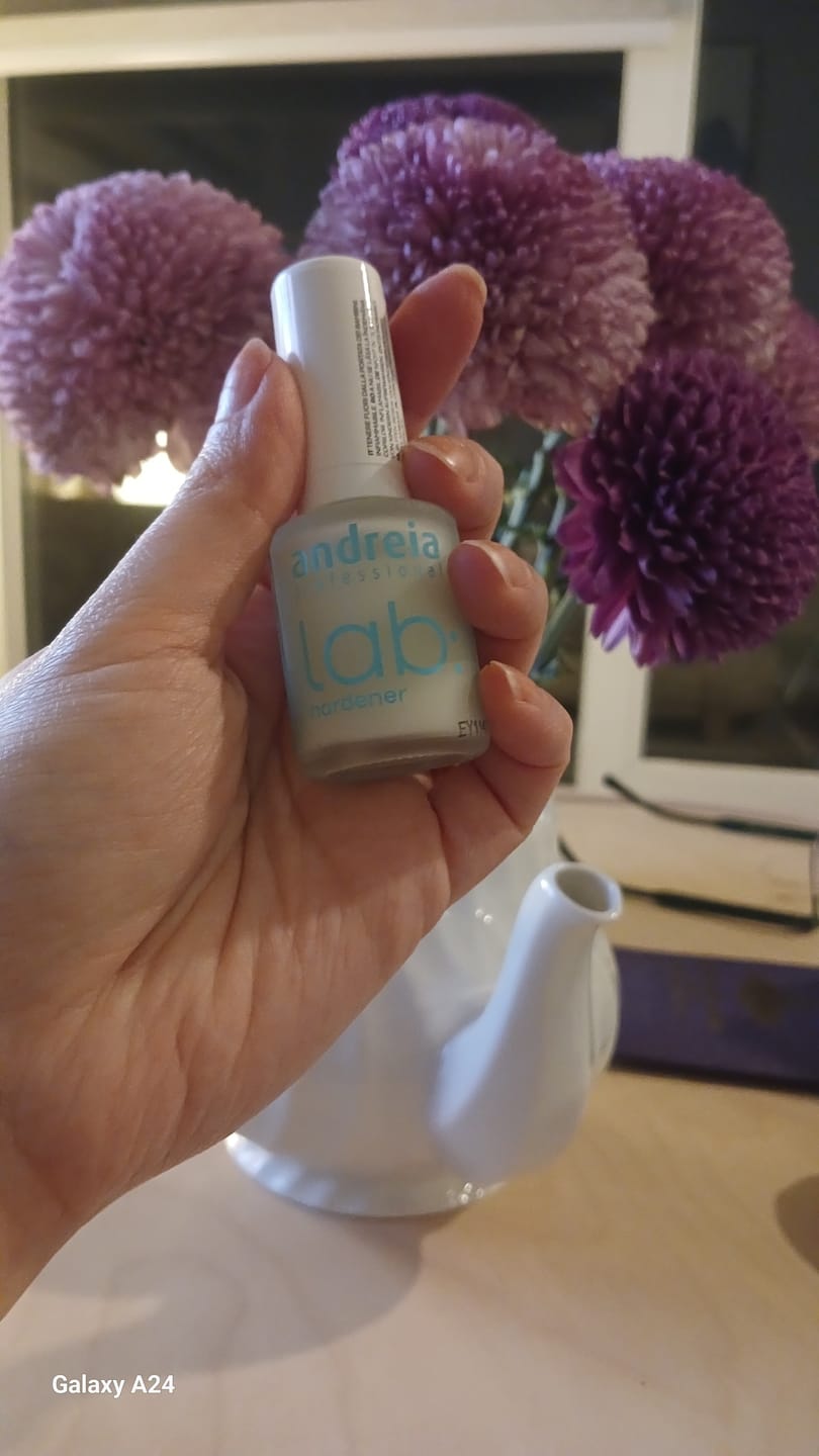 Customer photo review of Endurecedor Uñas Lab Hardener Andreia
