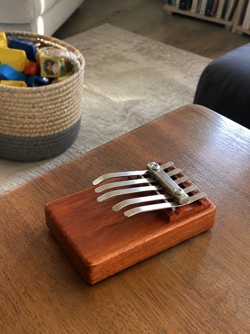 Customer photo review of Sanza 5 Tasten - Traditionell - Kalimba
