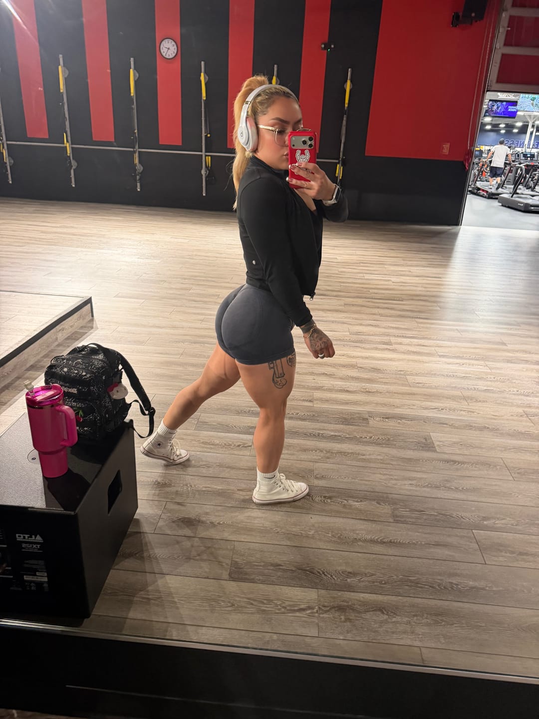 Customer photo review of SoftSculpt Shorts