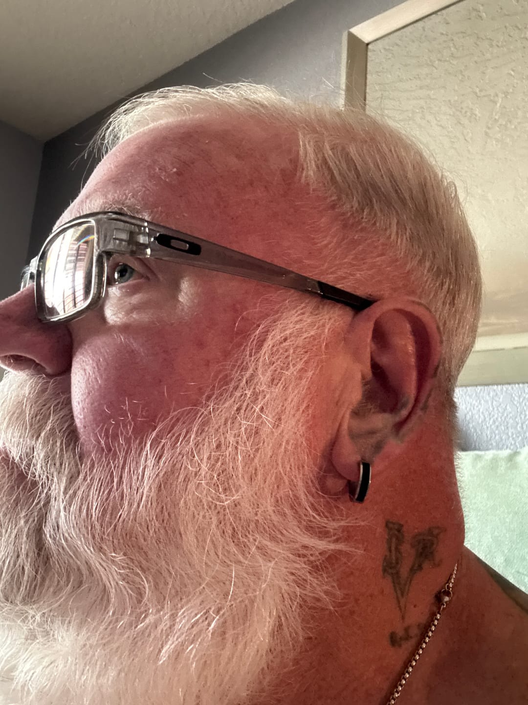 Customer photo review of BLACK HOOPS.
