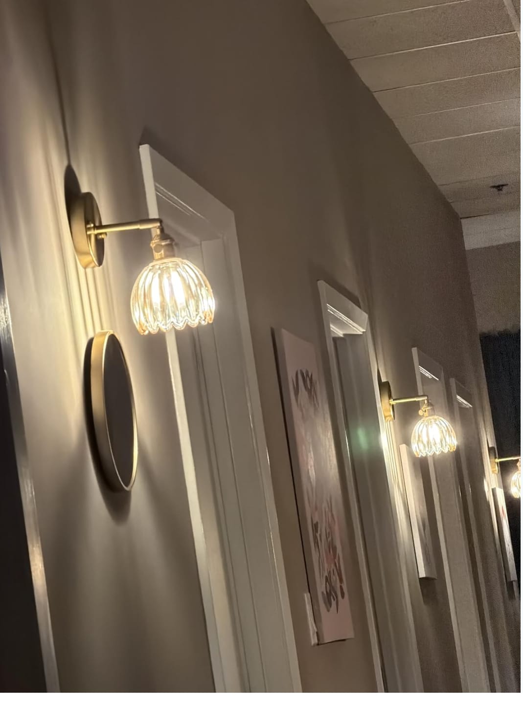 Customer photo review of Sol Vintage Tulip Glass Wall Light | Retro Floral LED Bedside Sconce for Bedroom