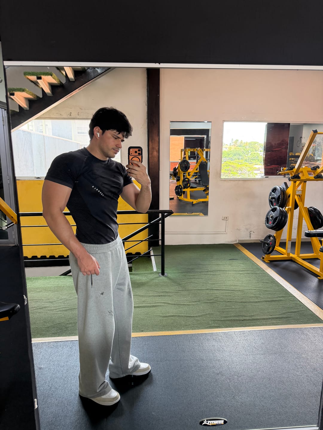 Customer photo review of 2067 - Elevated Essentials - Baggy Sweats
