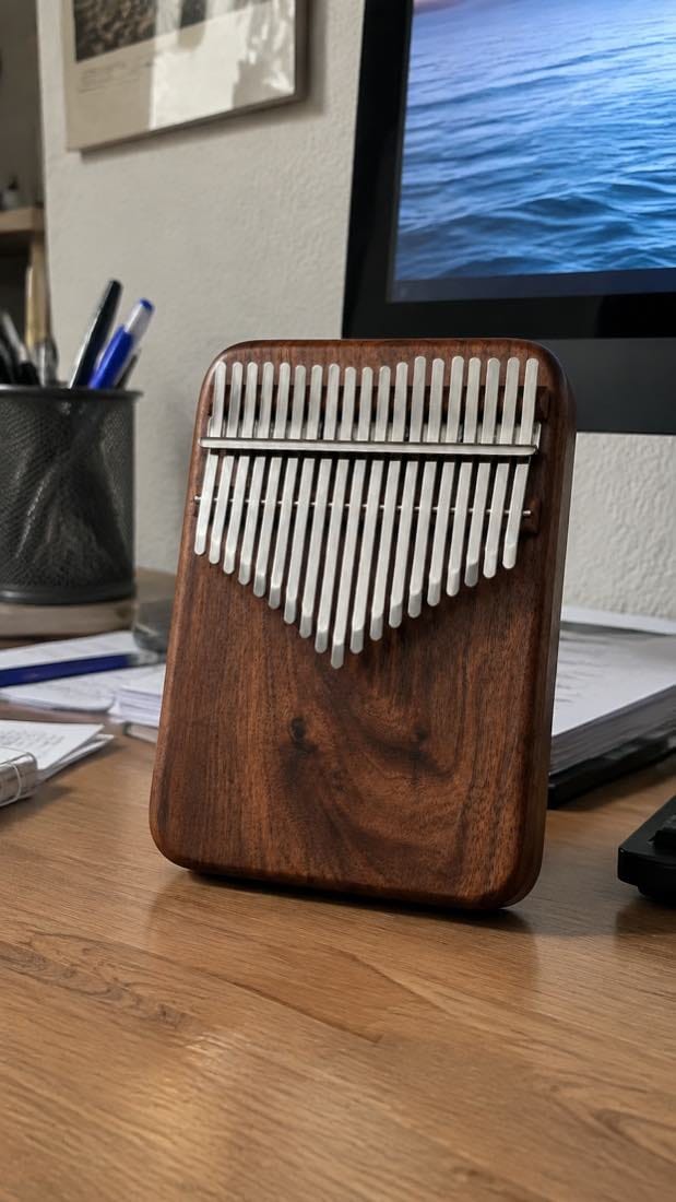 Customer photo review of Kalimba 21 Tasten - Walnussholz, Profi-Klasse