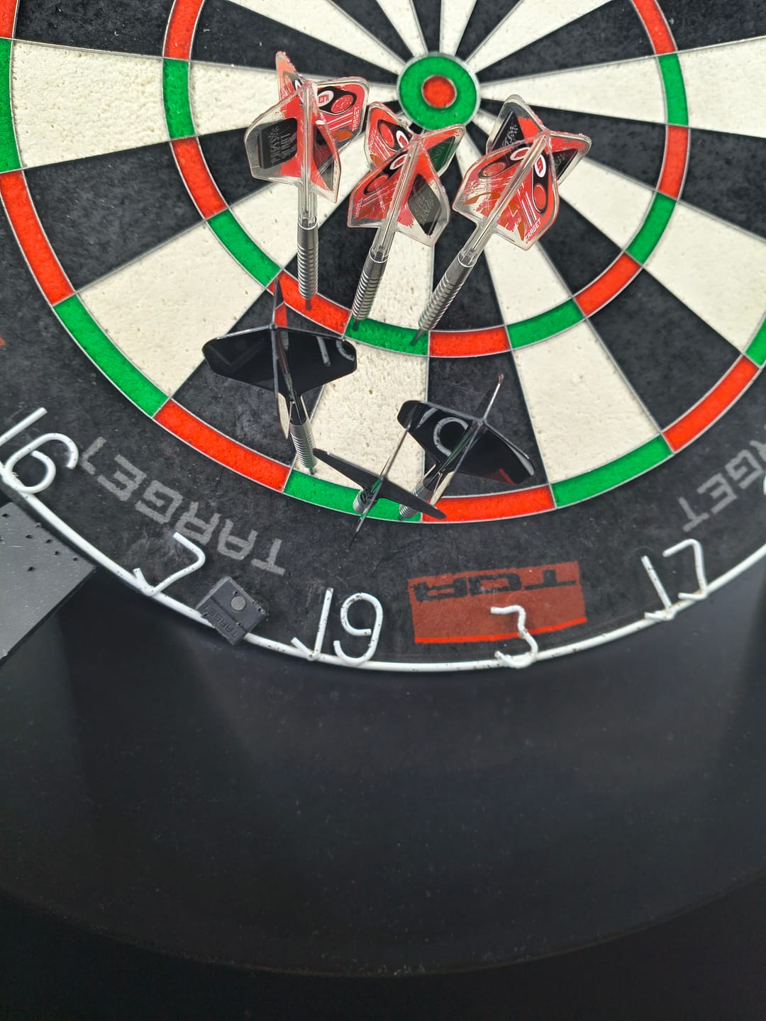 Customer photo review of Target - K-Flex - Big Wing Dart Flights - Integrated Flight & Shaft System