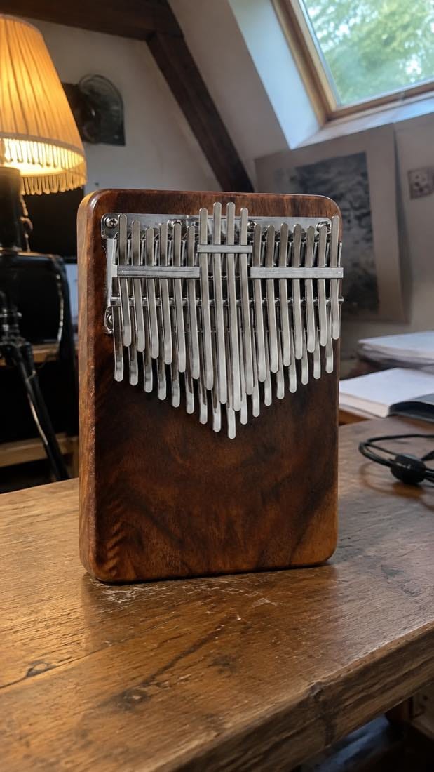 Customer photo review of Kalimba 34 Tasten - Walnussholz, XXL