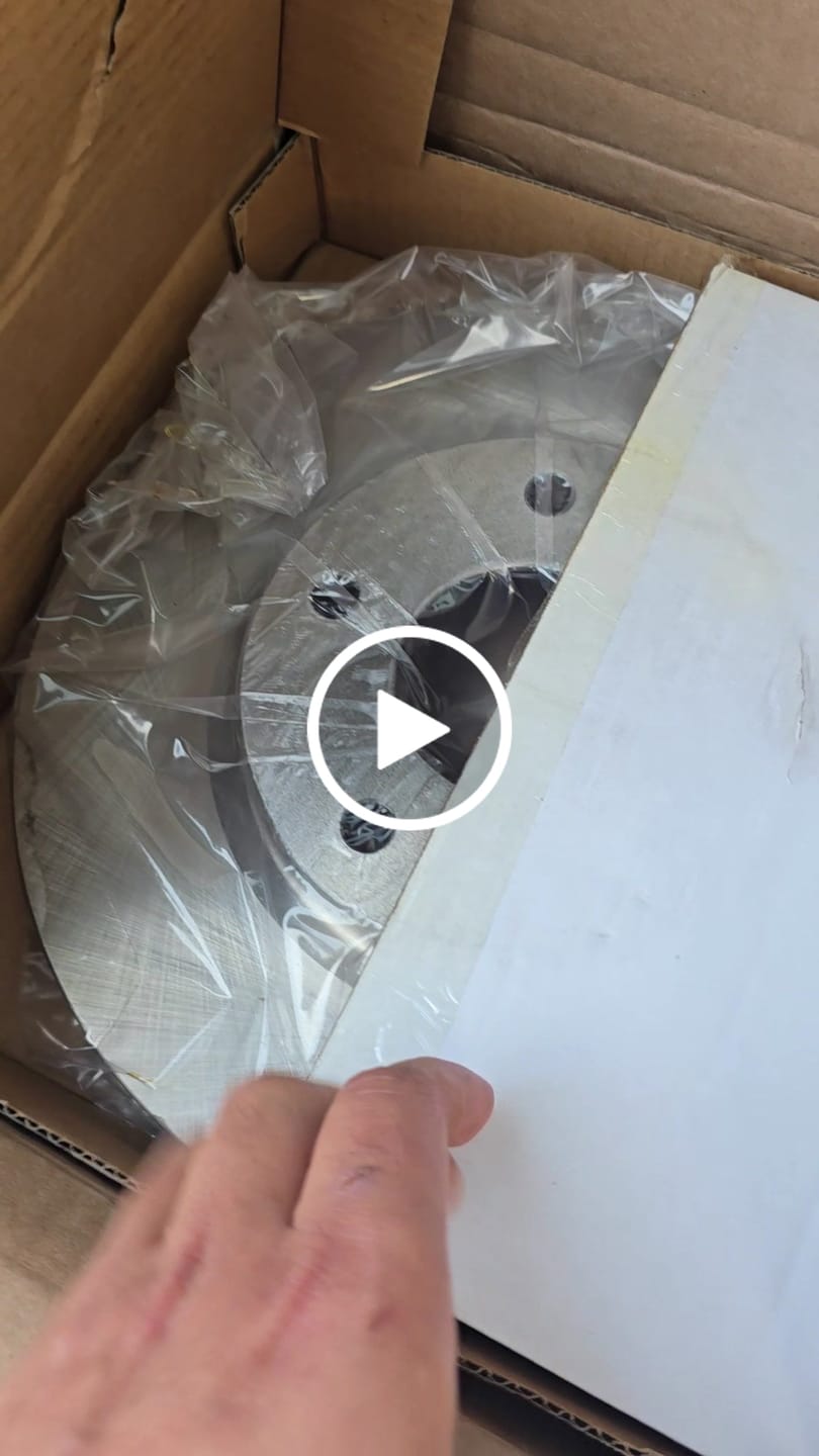 Customer video review of [Avant + Arrière] Kit de Disque et plaquette (céramique) de frein pour Mazda CX-5 K8T-101566