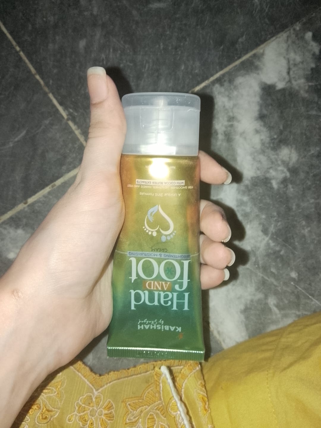 Customer photo review of Hand & foot Brightening and Moisturizing Cream