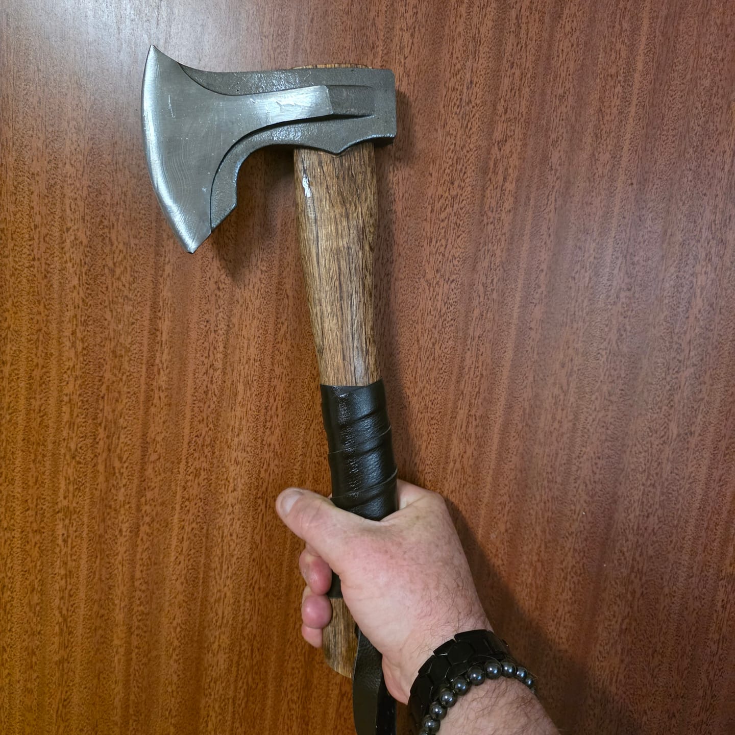 Customer photo review of The Norse Splitter Axe