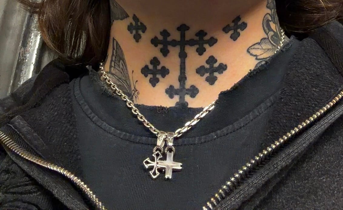 Customer photo review of CHRUCIS 925 Cross Necklace – Clean Aesthetic Statement Piece