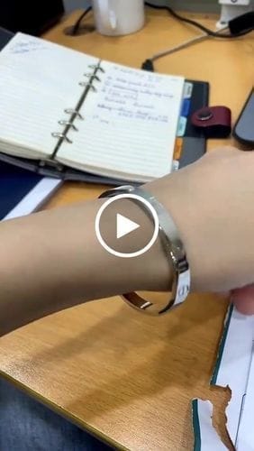 Customer photo review of LOVE BRACELET 6.1MM 4 DIAMONDS