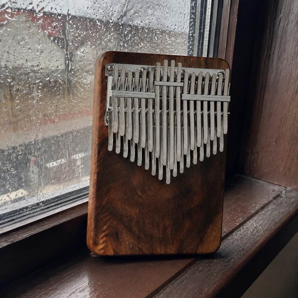 Customer photo review of Kalimba 34 Tasten - Walnussholz, XXL