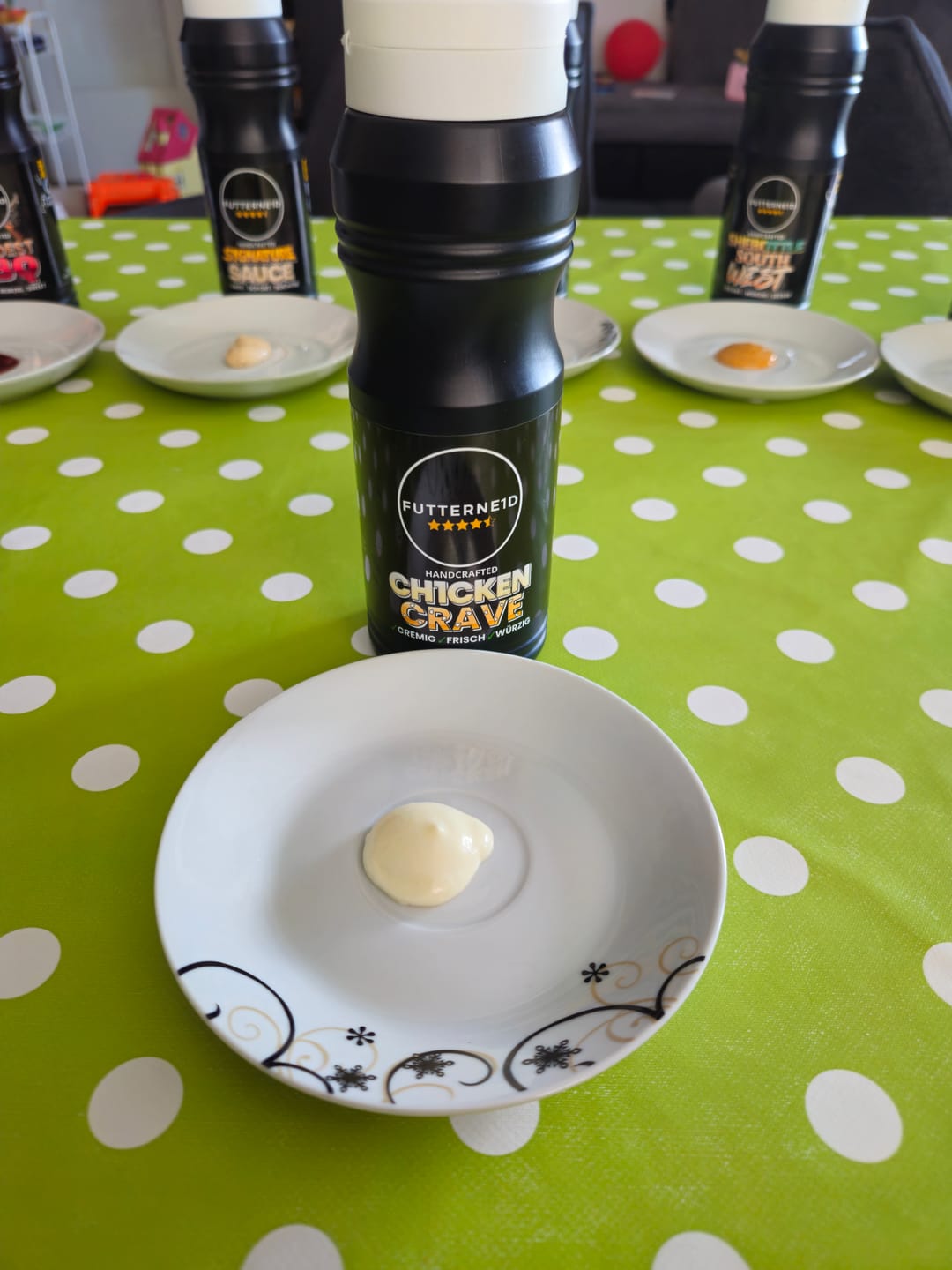Customer photo review of CH1CKEN CRAVE Burger Sauce 500ml