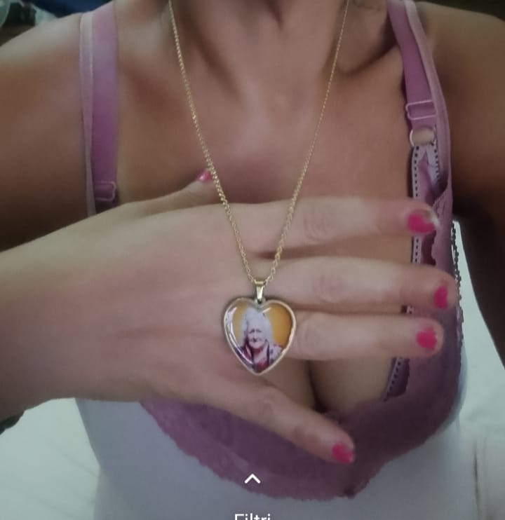 Customer photo review of Collana con Foto - Portami con Te