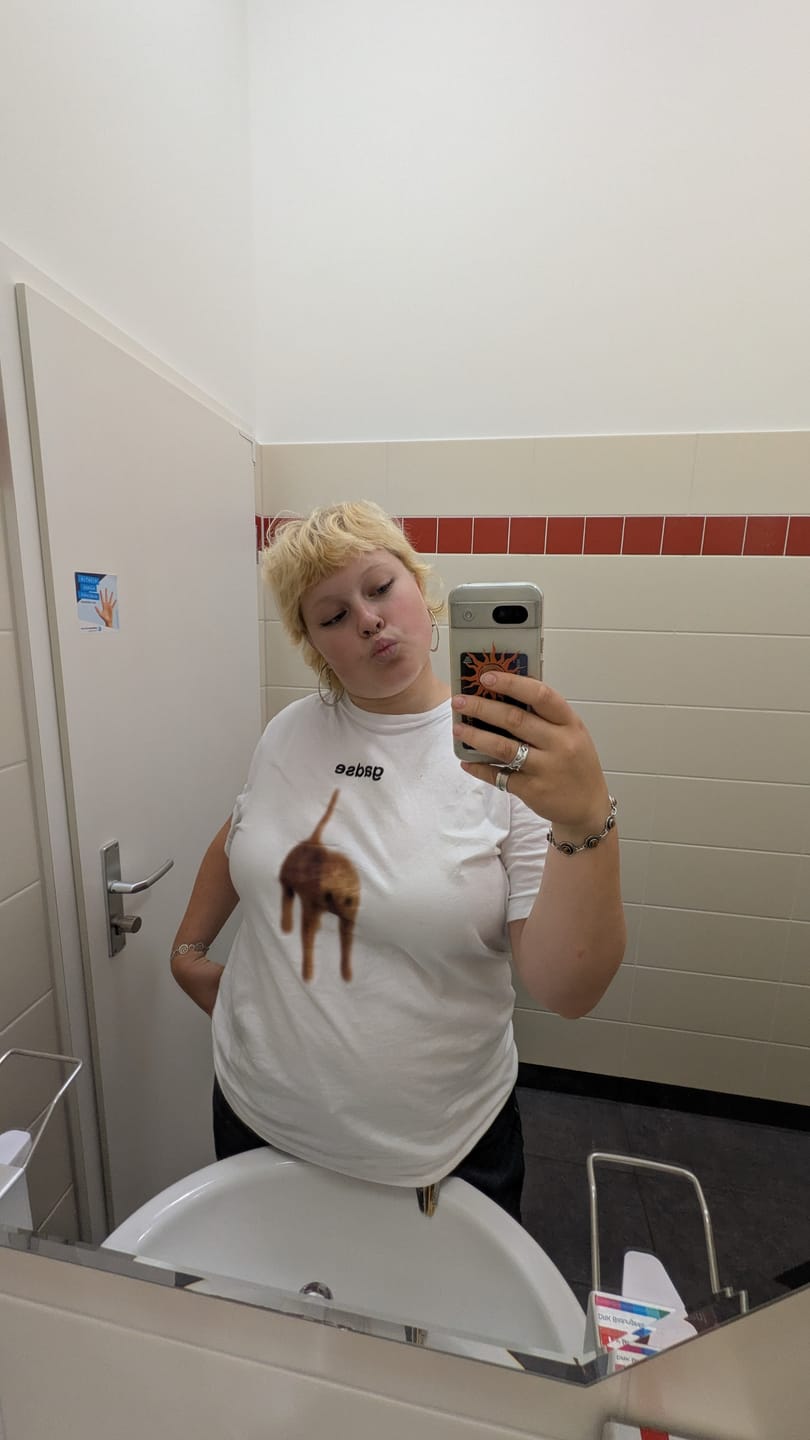 Customer photo review of gadse T-Shirt