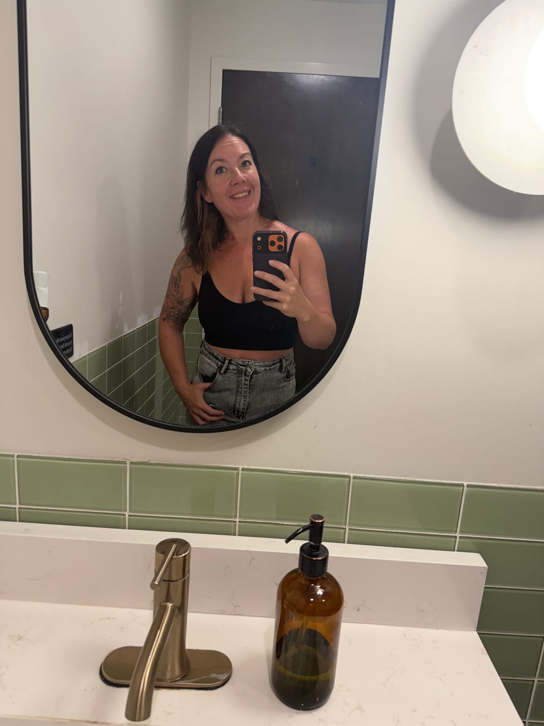 Customer photo review of Golden High-Waisted Skinny Jean