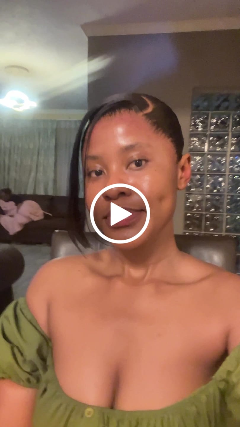 Customer video review of 12-18" Straight Hair 13x4 Frontal