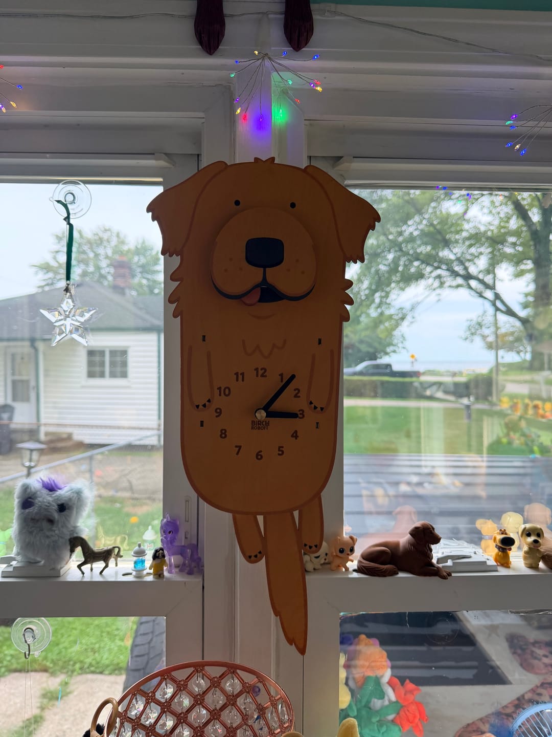 Customer photo review of Charlie the Golden Retriever Pendulum Clock