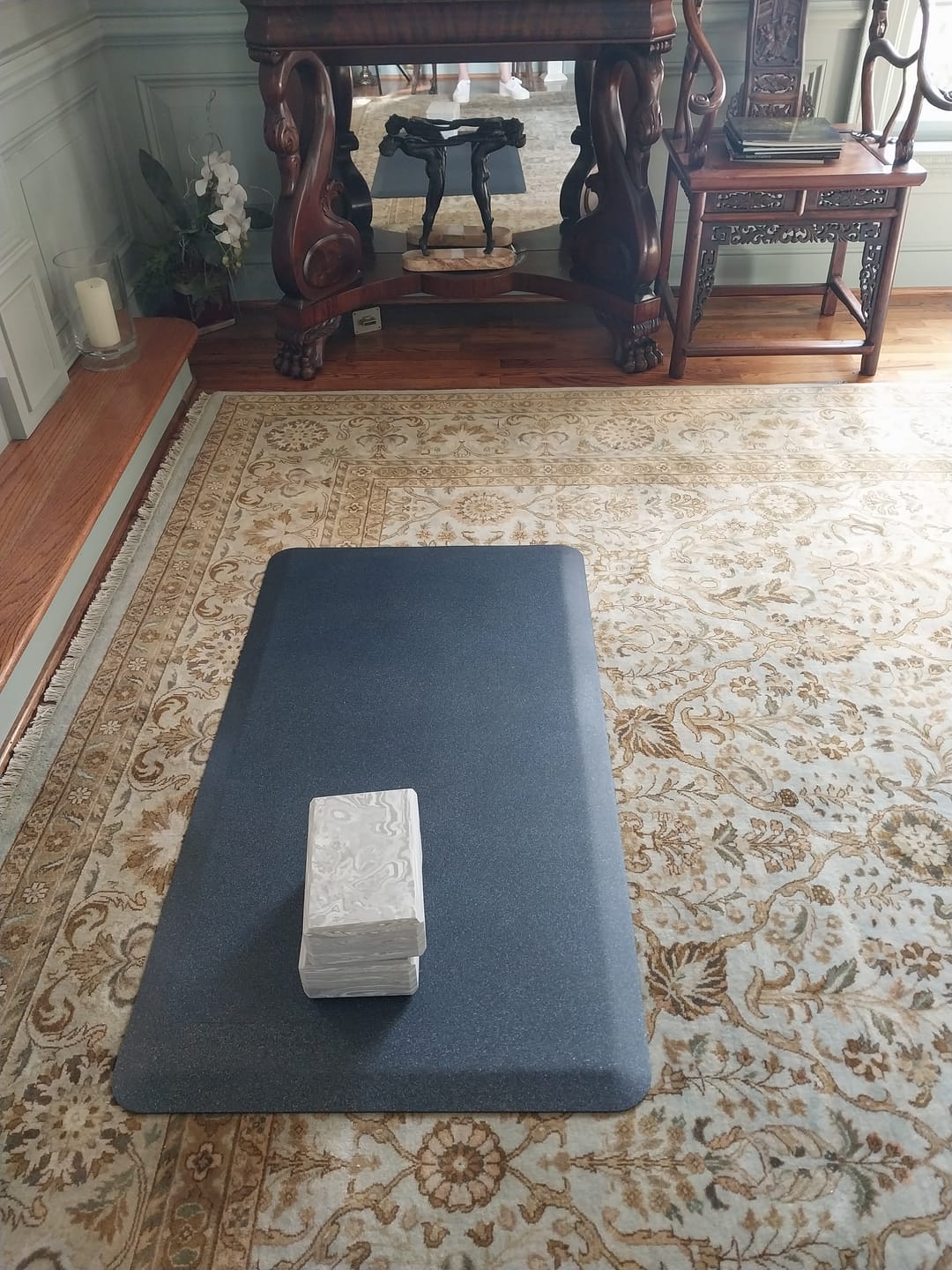 Customer photo review of FitnessMats 47" x 26" - Cobalt