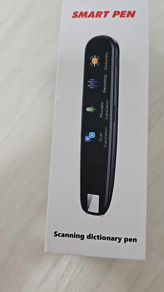 Customer photo review of Multilingual translation dictation pen