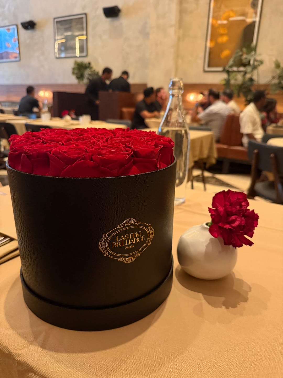 Customer photo review of Signature 2-Dozen Roses In Black Box