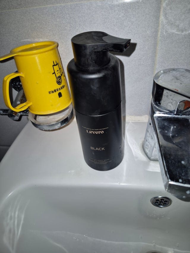 Customer photo review of Levero Coloring Shampoo — PPD-Free Grey Coverage 300ml