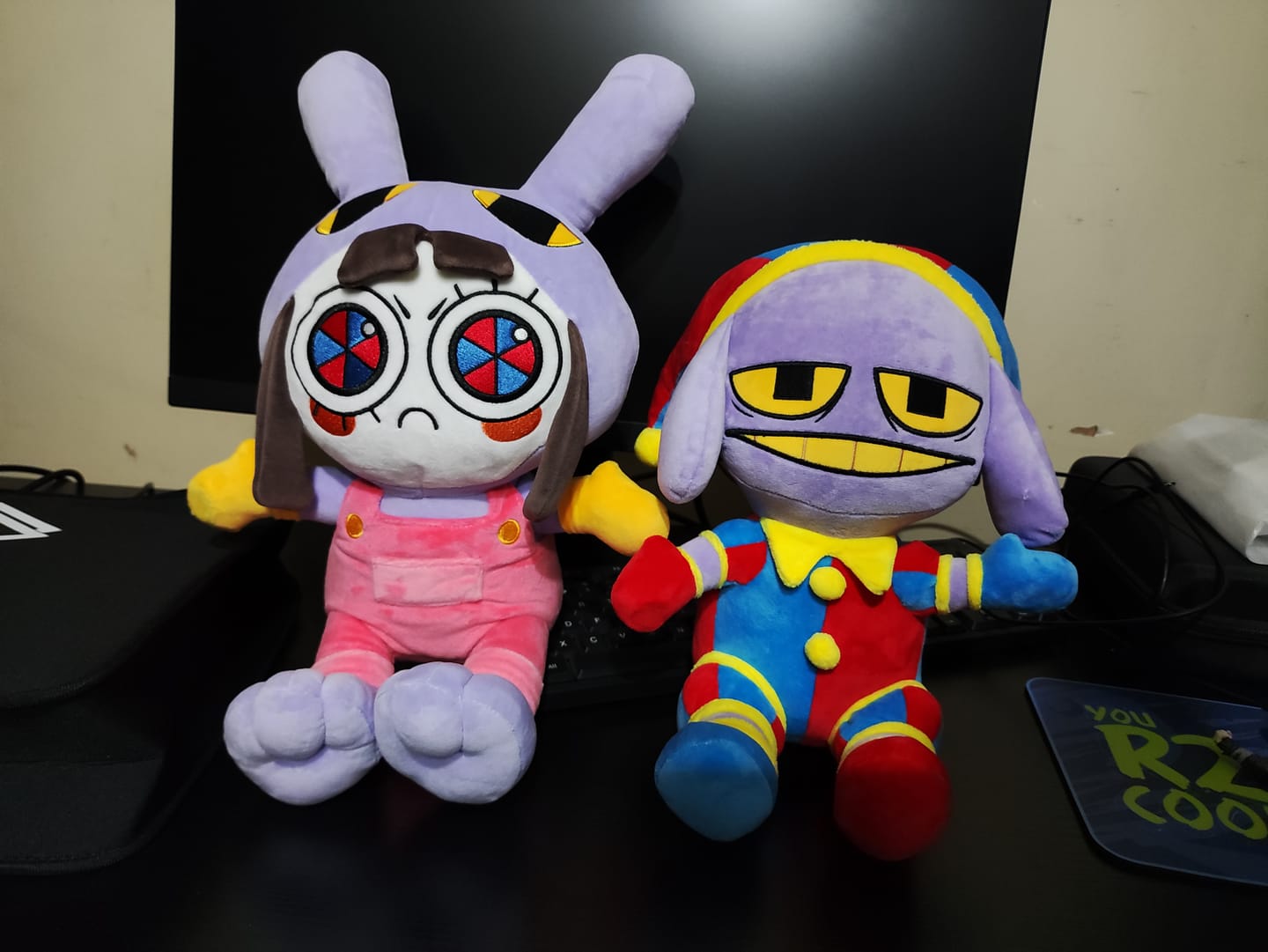 Customer photo review of Jax-Suit Pomni Plush