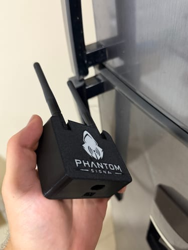 Customer photo review of PhantomSignal – Wireless Environment Control Device
